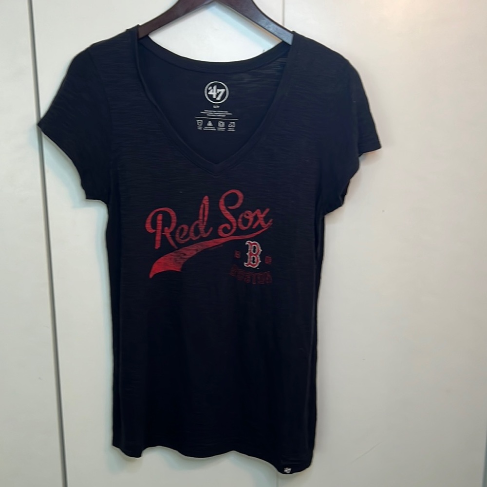 Boston Red Sox Navy V-neck T-shirt